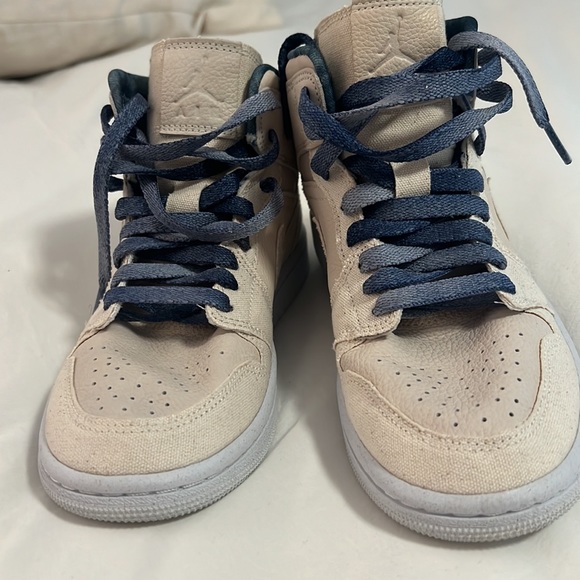 Air Jordan’s - Picture 3 of 7